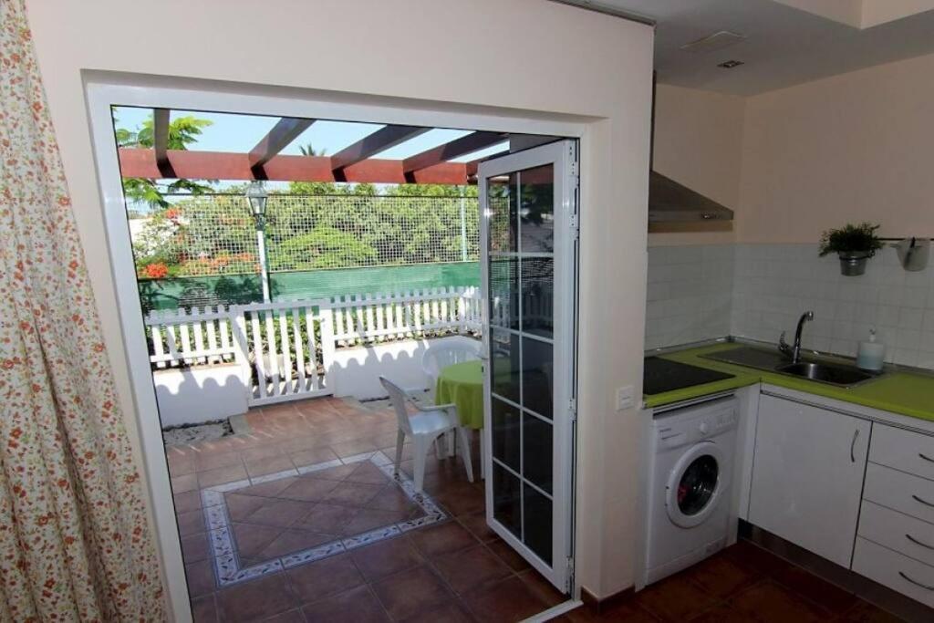 דירות San Bartolomé La Casita De Yaya מראה חיצוני תמונה